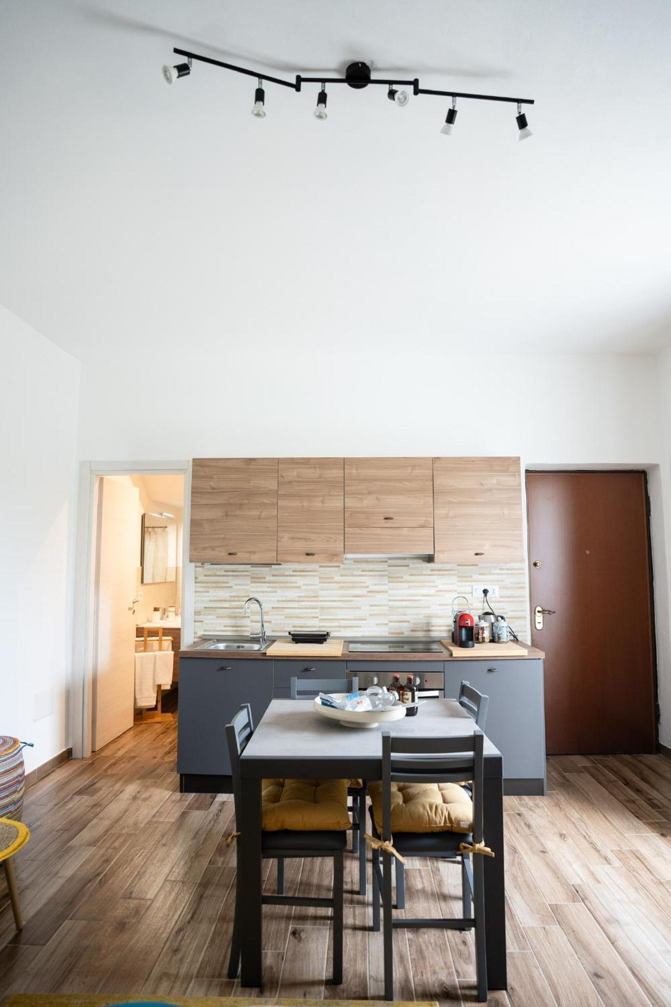 Alessandra'S Apartment Сассари Экстерьер фото