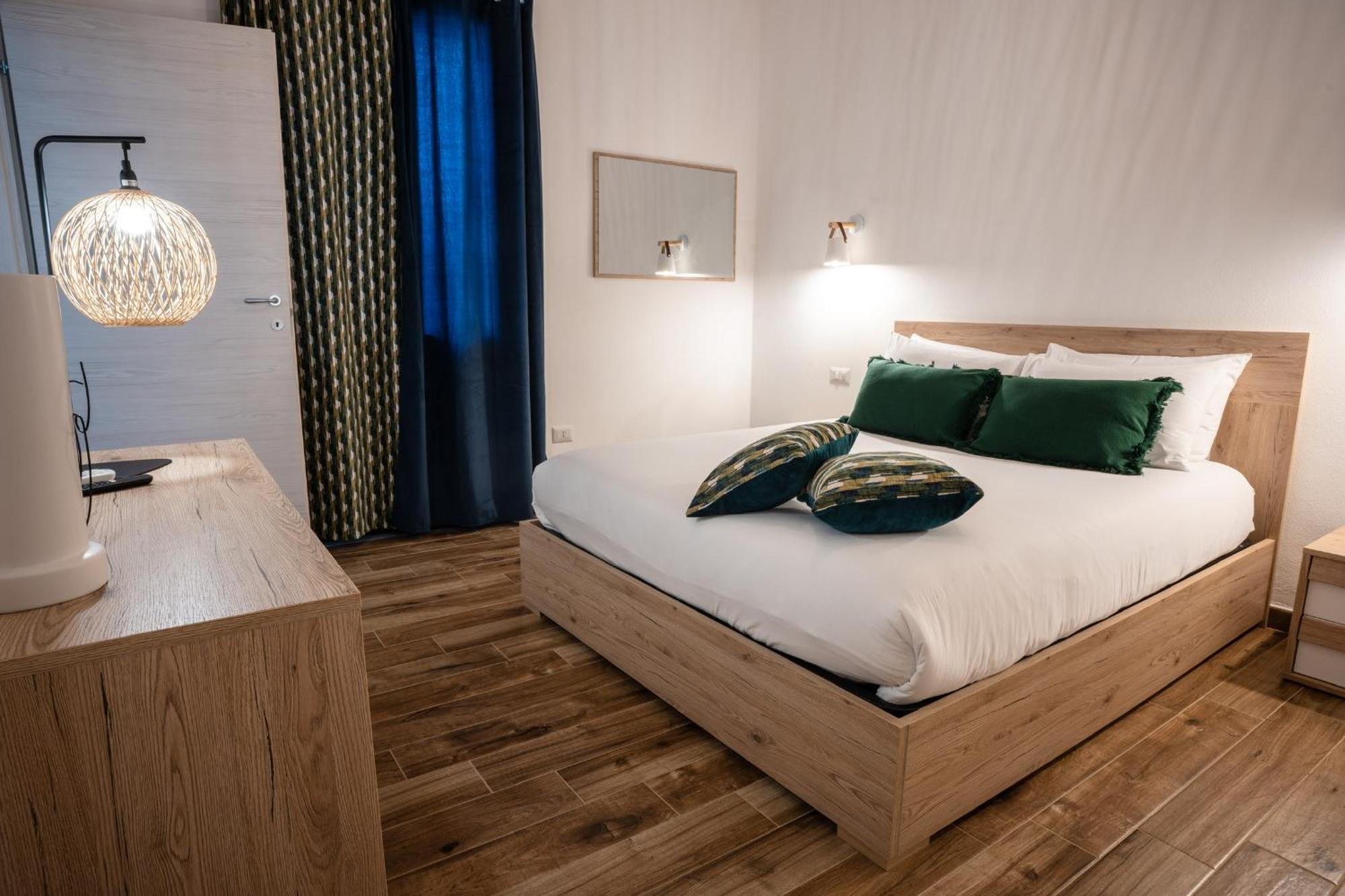Alessandra'S Apartment Сассари Экстерьер фото